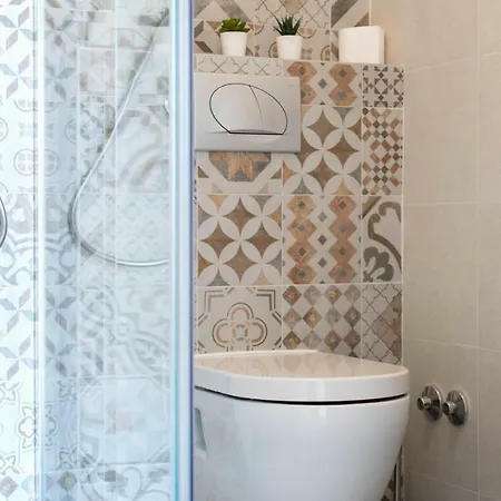 App Lov * أوماغ